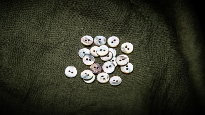 Natural Akoya pearl buttons