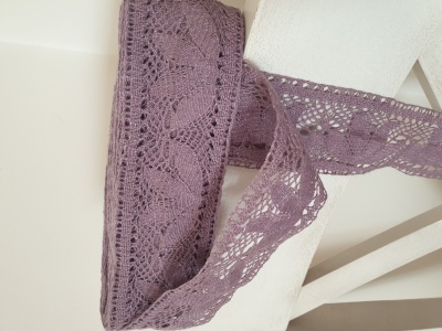 100% linen lace "Lotus flower" - purple