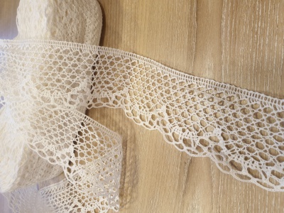 100% linen lace "Sea Swells" - warm white