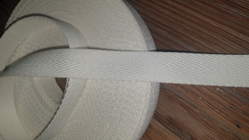 100% linen woven ribbon - warm white - 2cm
